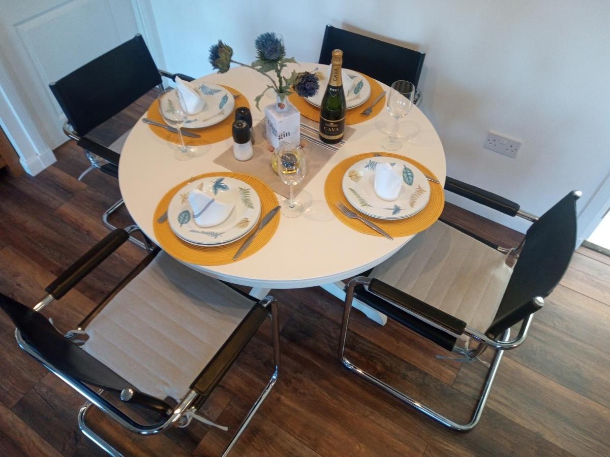 Charming Lodge Cosy Comfortable Ideal Location 블래어고리 외부 사진
